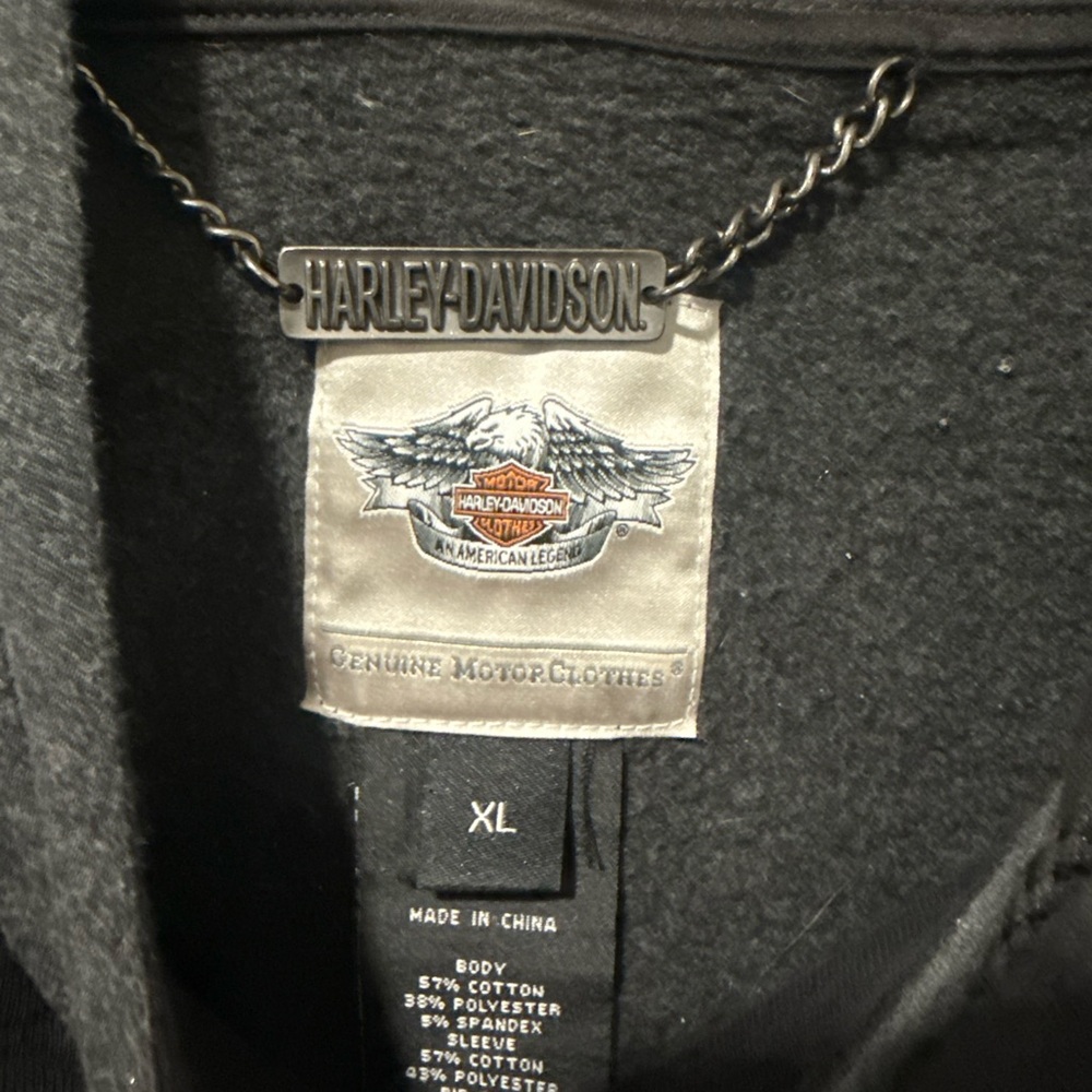 Harley Davidson Gray and Black Sweater - Picture 4 of 4